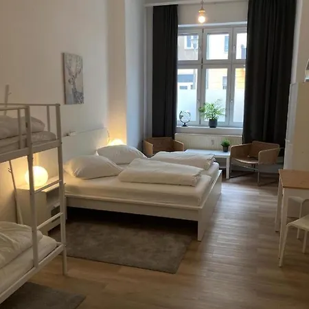 Corner Hostel Berlin Prenzlauer Berg-3